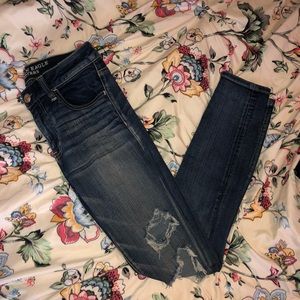 American Eagle - Distressed Jeggings